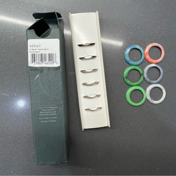 Six Gucci bezels for the vintage gold bangle watch htf marble print set in box - Picture 9 of 11